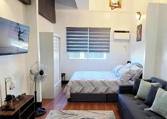 Kim's Cozy Place - Parthenon Residences Frühstückspension 4*
